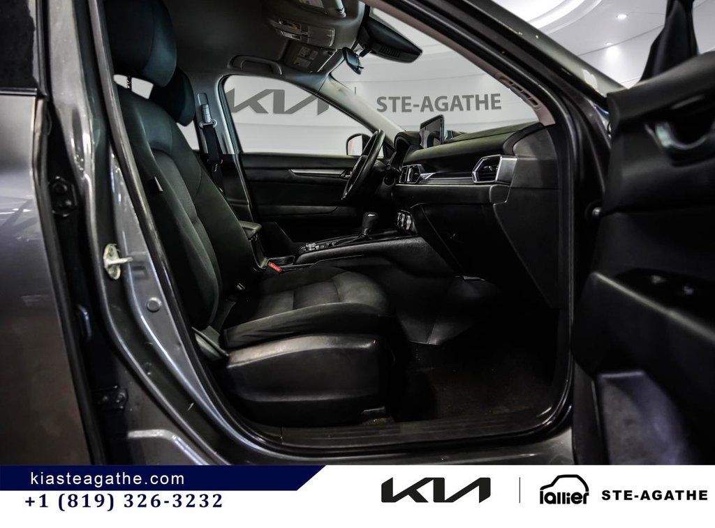 2022 Mazda CX-5 GX AWD **JAMAIS ACCIDENTÉ+  SIÈGES CHAUFFANTS + CAMÉRA DE RECUL** in Montréal, Quebec - 15 - w1024h768px