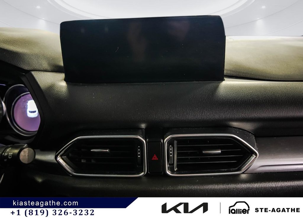 2022 Mazda CX-5 GX AWD **JAMAIS ACCIDENTÉ+  SIÈGES CHAUFFANTS + CAMÉRA DE RECUL** in Montréal, Quebec - 16 - w1024h768px