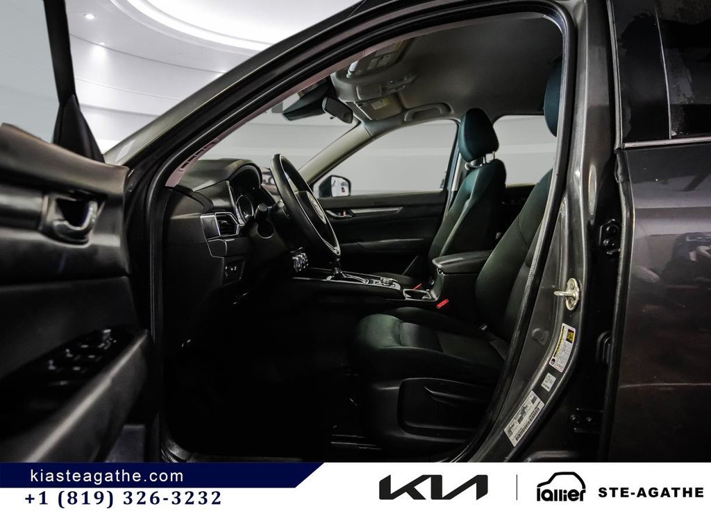 2022 Mazda CX-5 GX AWD **JAMAIS ACCIDENTÉ+  SIÈGES CHAUFFANTS + CAMÉRA DE RECUL** in Montréal, Quebec - 12 - w1024h768px