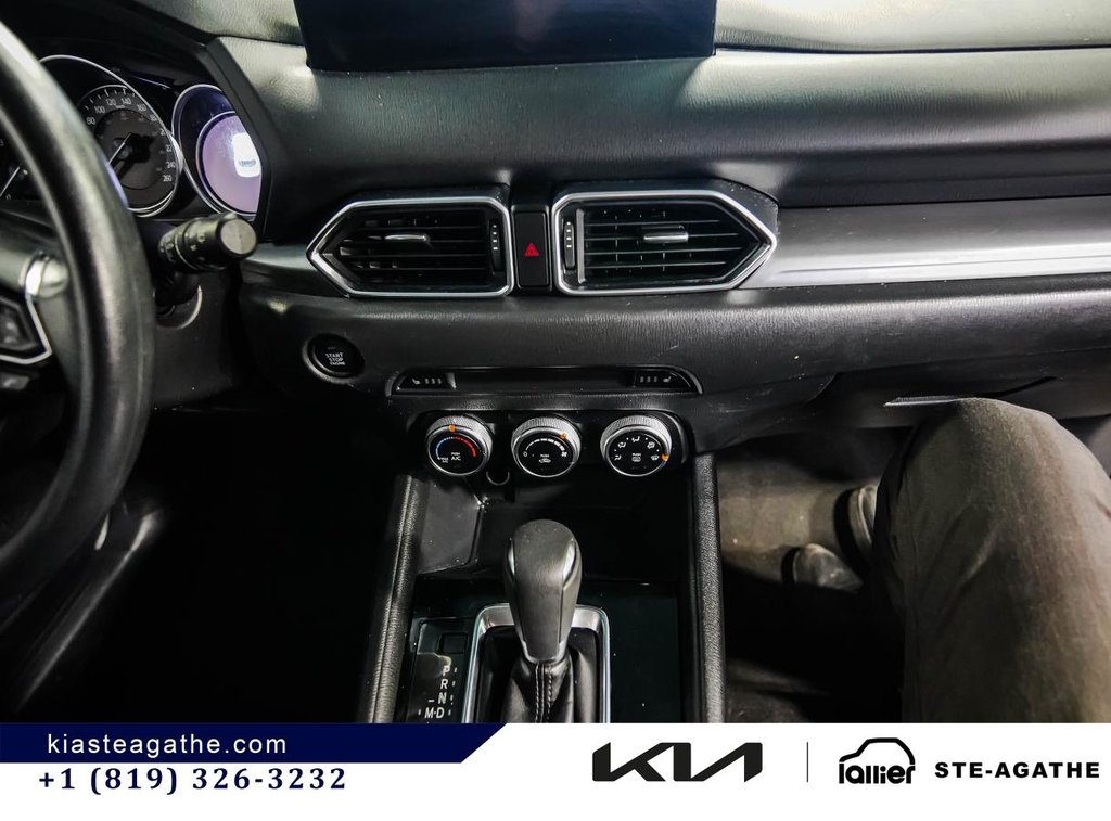 2022 Mazda CX-5 GX AWD **JAMAIS ACCIDENTÉ+  SIÈGES CHAUFFANTS + CAMÉRA DE RECUL** in Montréal, Quebec - 18 - w1024h768px