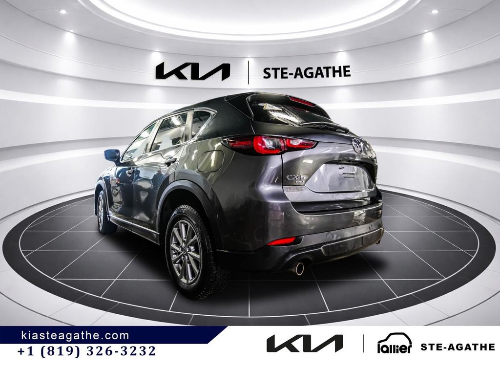 2022 Mazda CX-5 GX AWD **JAMAIS ACCIDENTÉ+  SIÈGES CHAUFFANTS + CAMÉRA DE RECUL** in Montréal, Quebec - 5 - w1024h768px