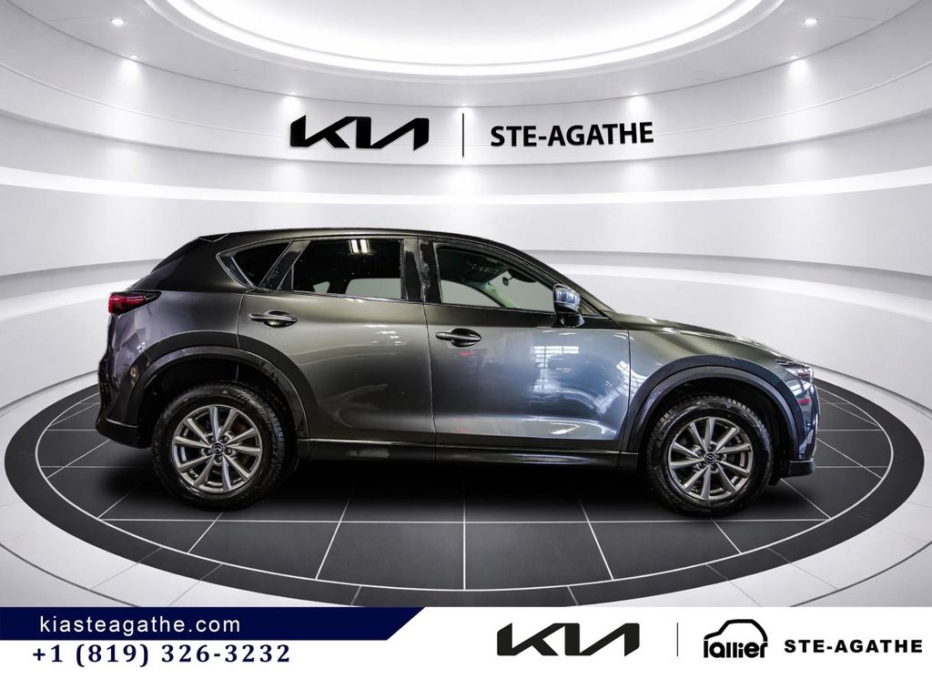 2022 Mazda CX-5 GX AWD **JAMAIS ACCIDENTÉ+  SIÈGES CHAUFFANTS + CAMÉRA DE RECUL** in Montréal, Quebec - 8 - w1024h768px