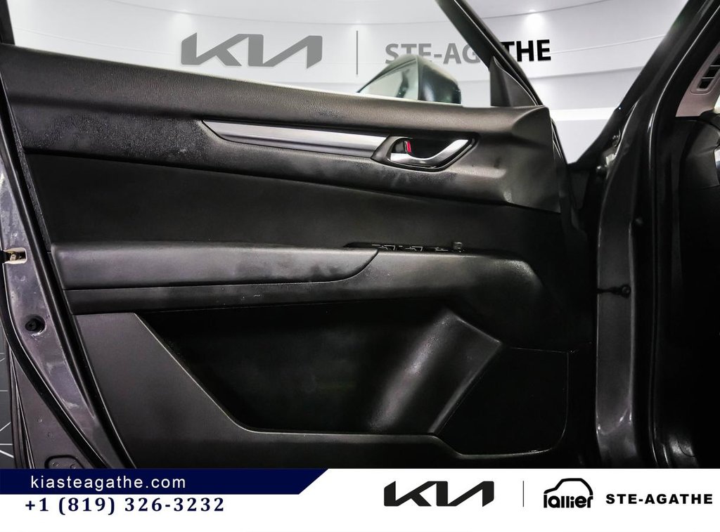 2022 Mazda CX-5 GX AWD **JAMAIS ACCIDENTÉ+  SIÈGES CHAUFFANTS + CAMÉRA DE RECUL** in Montréal, Quebec - 11 - w1024h768px