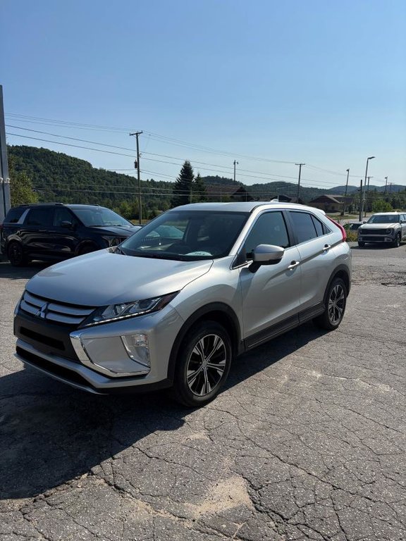 2020 Mitsubishi Eclipse Cross ES AWD**GARANTIE 10 ANS**BANCS CHAUFFANTS**MAGS**CAMÉRA DE RECUL in Montréal, Quebec - 1 - w1024h768px