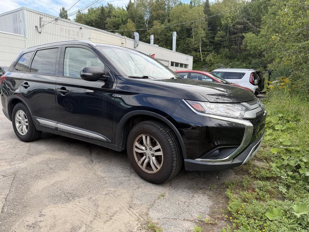2019 Mitsubishi Outlander SE AWD**JAMAIS ACCIDENTÉ**6 CYL** AIR CLIM**SIÈGES CHAUFFANTS**HITCH** in Montréal, Quebec - 6 - w1024h768px