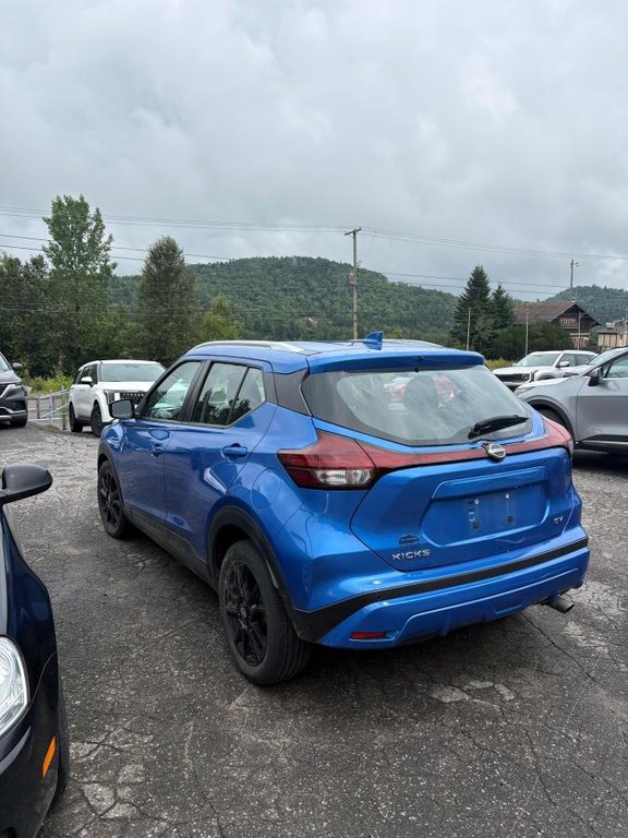 2023 Nissan Kicks SV**JAMAIS ACCIENTÉ**SPECIAL EDITION ALL BLACK**SIÈGES CHAUFFANTS**MAGS in Montréal, Quebec - 3 - w1024h768px