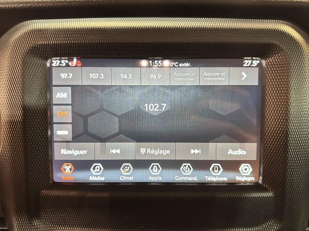 2023 Jeep Gladiator Willys + Boîte de Fibre in Saint-Hyacinthe, Quebec - 18 - w1024h768px