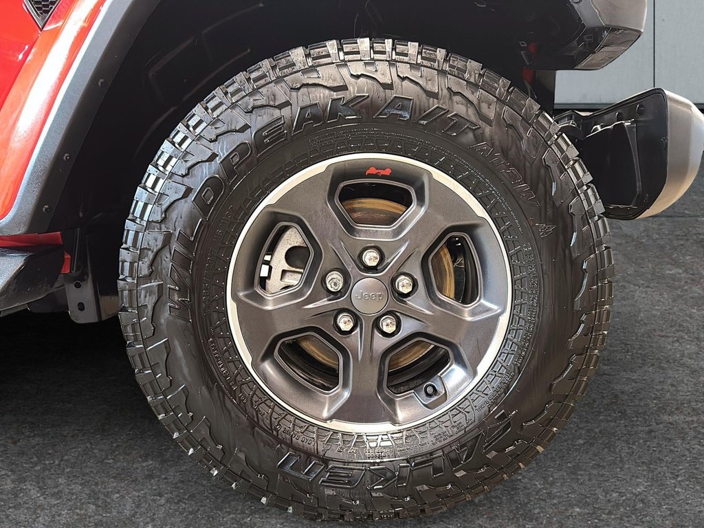 2023 Jeep Gladiator Willys + Boîte de Fibre-6