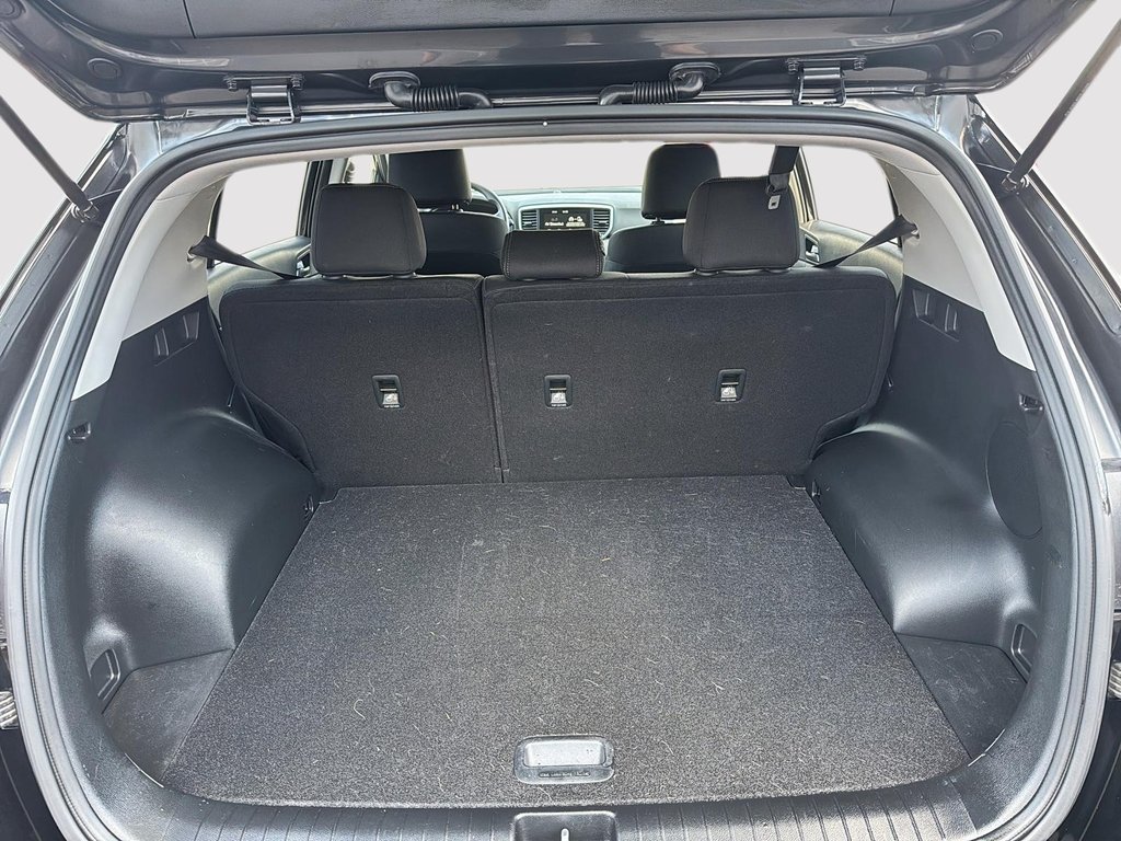 Kia Sportage LX 2022-5