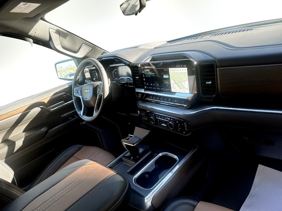 2024 Chevrolet Silverado 1500 High Country, keyless entry, Remote Start, BT in COLDBROOK, Nova Scotia - 6 - w1024h768px