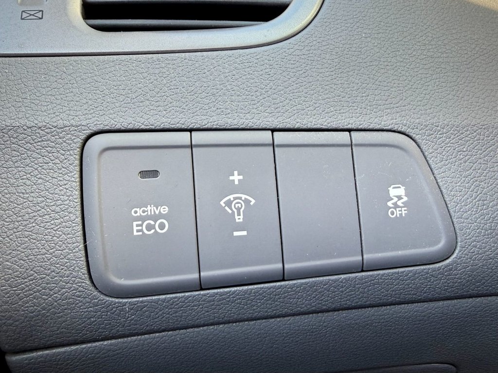 2013 Hyundai Elantra GL | FM/CD/Bluetooth, Heated Seats, Power Windows in COLDBROOK, Nova Scotia - 13 - w1024h768px