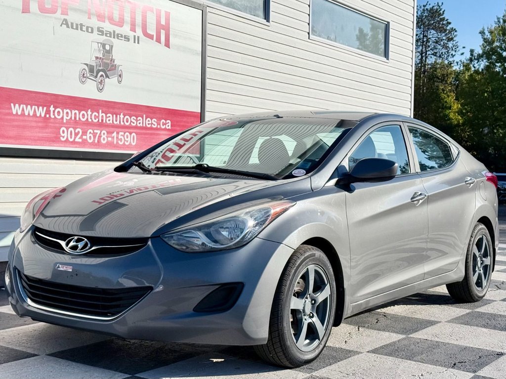 2013 Hyundai Elantra GL | FM/CD/Bluetooth, Heated Seats, Power Windows in COLDBROOK, Nova Scotia - 1 - w1024h768px