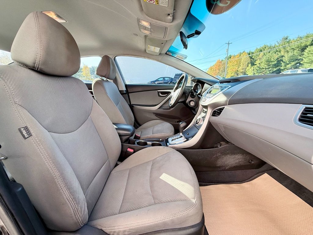 2013 Hyundai Elantra GL | FM/CD/Bluetooth, Heated Seats, Power Windows in COLDBROOK, Nova Scotia - 24 - w1024h768px