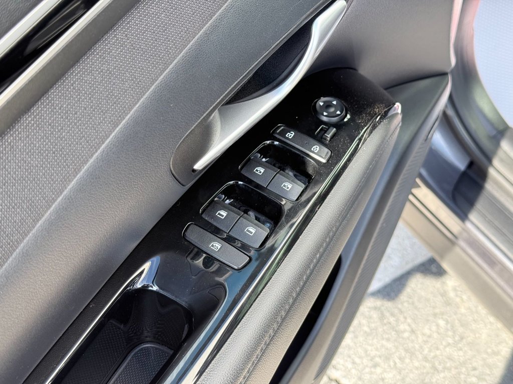 Hyundai Tucson Hybrid Luxury | Sunroof, Power Seats, Reverse Camera 2023 à COLDBROOK, Nouvelle-Écosse - 8 - w1024h768px