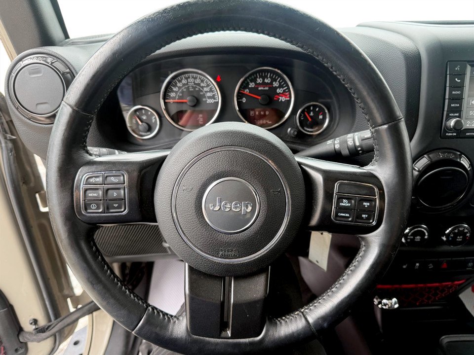 2018 Jeep Wrangler JK Unlimited Rubicon, keyless entry, Cruise control, Bluetooth in COLDBROOK, Nova Scotia - 9 - w1024h768px