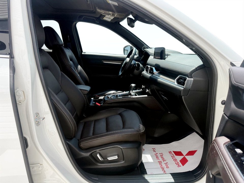 2025 Mazda CX-5 Signature, keyless entry, backup camera, Bluetooth in Kentville, Nova Scotia - 20 - w1024h768px