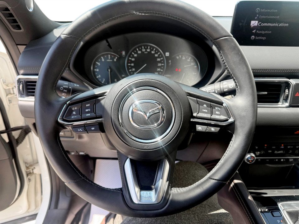 2025 Mazda CX-5 Signature, keyless entry, backup camera, Bluetooth in Kentville, Nova Scotia - 10 - w1024h768px