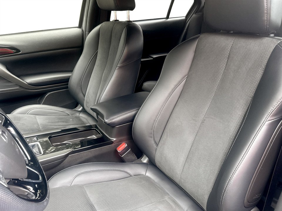 2024 Mitsubishi Eclipse Cross noir, keyless entry, backup camera, Bluetooth in COLDBROOK, Nova Scotia - 7 - w1024h768px