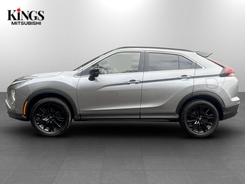 2024 Mitsubishi Eclipse Cross noir, keyless entry, backup camera, Bluetooth in COLDBROOK, Nova Scotia - 2 - w1024h768px