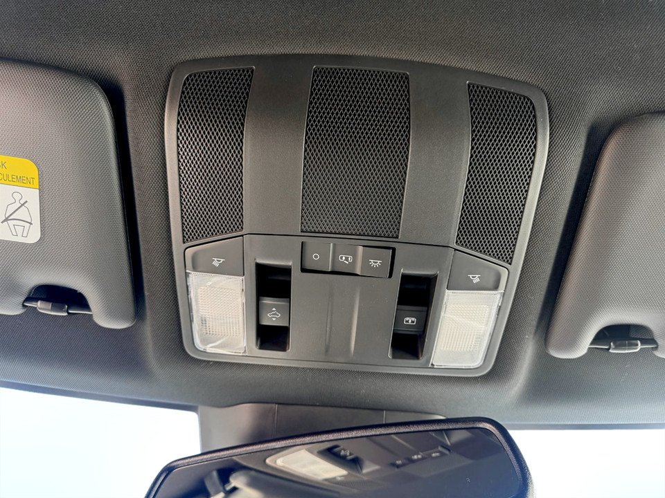 2026 Mitsubishi Eclipse Cross GT S-AWC in Kentville, Nova Scotia - 13 - w1024h768px