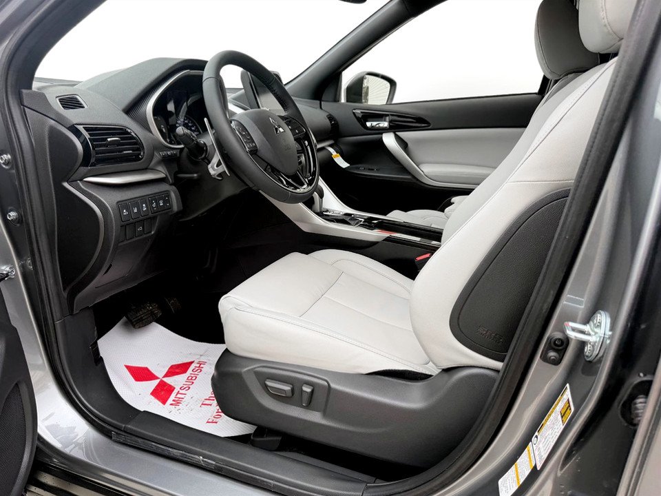 2026 Mitsubishi Eclipse Cross GT S-AWC in Kentville, Nova Scotia - 9 - w1024h768px