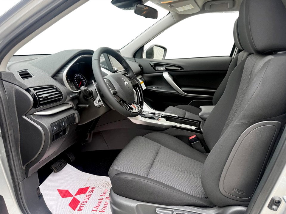 2026 Mitsubishi Eclipse Cross SE S-AWC in Kentville, Nova Scotia - 9 - w1024h768px