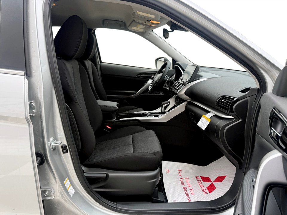 2026 Mitsubishi Eclipse Cross SE S-AWC in Kentville, Nova Scotia - 19 - w1024h768px