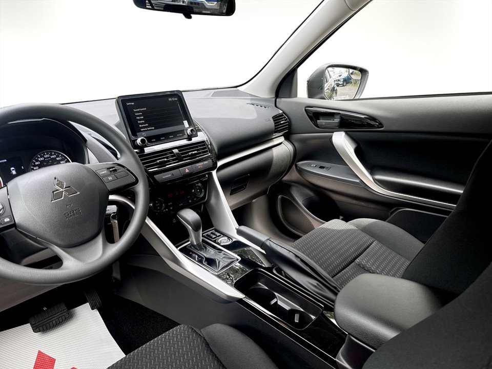 2026 Mitsubishi Eclipse Cross ES S-AWC in Kentville, Nova Scotia - 11 - w1024h768px