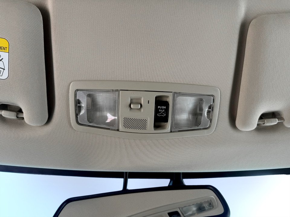 2019 Mitsubishi Outlander PHEV GT S-AWC, keyless entry, backup camera, Bluetooth in Kentville, Nova Scotia - 13 - w1024h768px