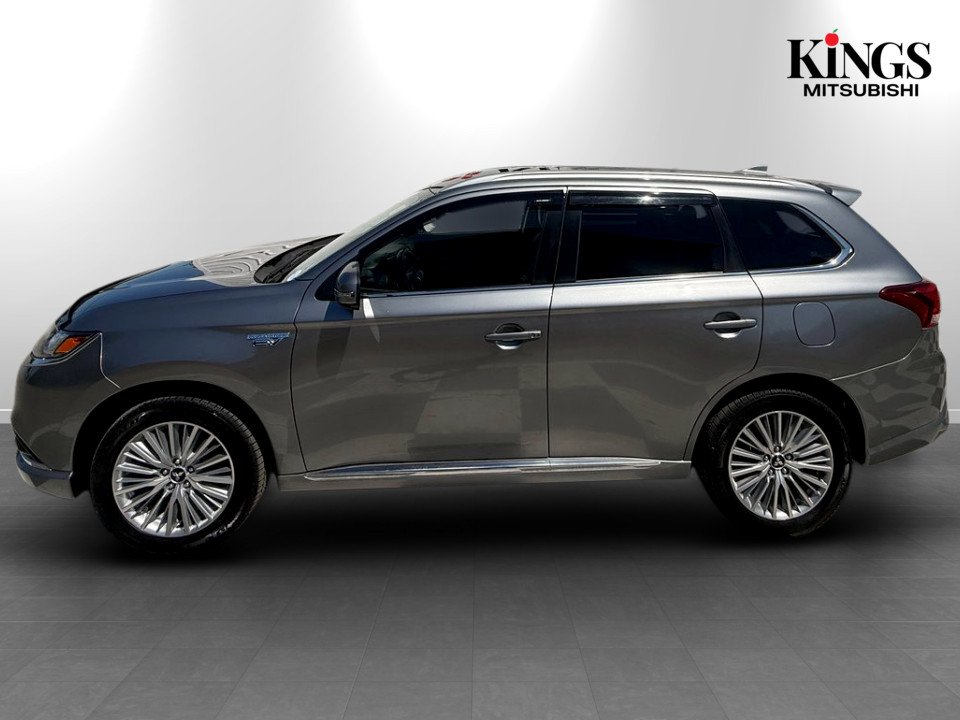 2019 Mitsubishi Outlander PHEV GT S-AWC, keyless entry, backup camera, Bluetooth in Kentville, Nova Scotia - 21 - w1024h768px