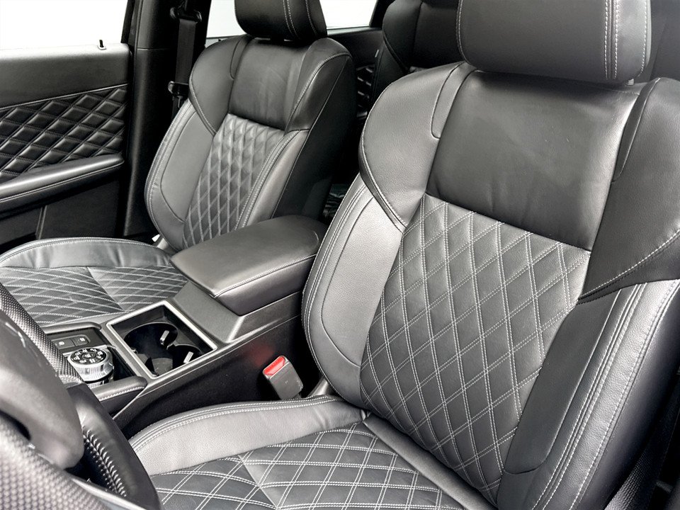2023 Mitsubishi Outlander PHEV SEL, keyless entry, backup camera, Bluetooth in COLDBROOK, Nova Scotia - 7 - w1024h768px