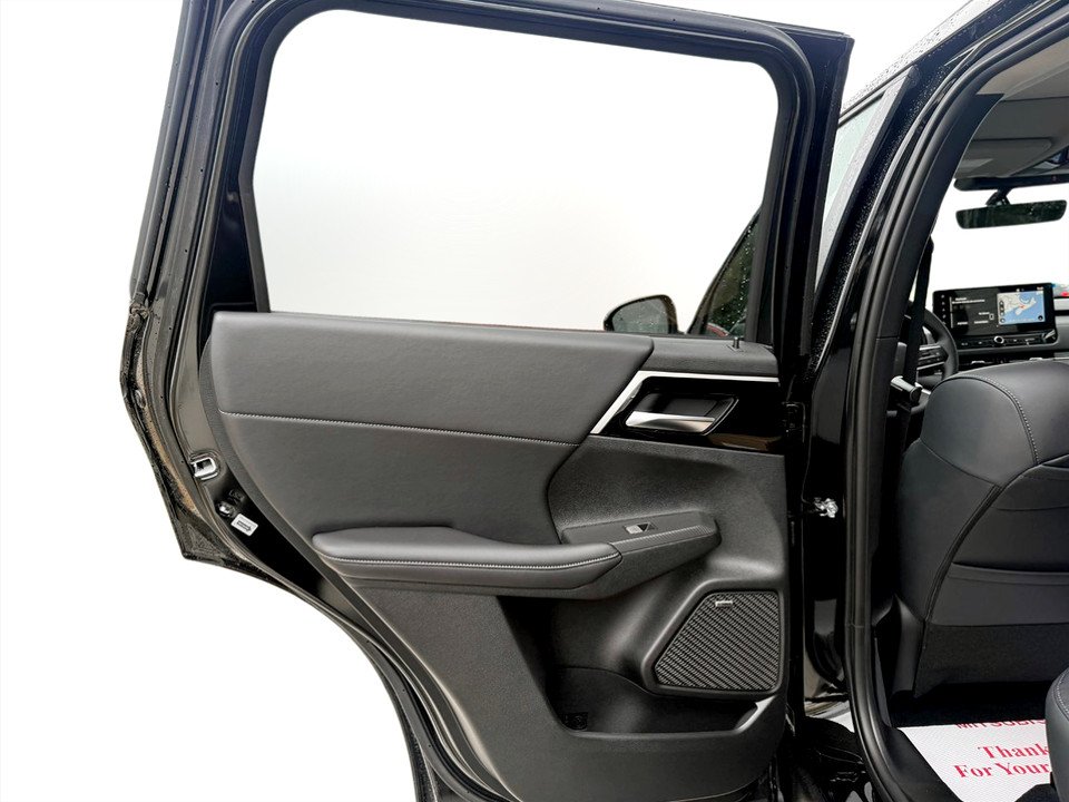 2026 Mitsubishi Outlander Plug-in Hybrid LE S-AWC in Kentville, Nova Scotia - 8 - w1024h768px