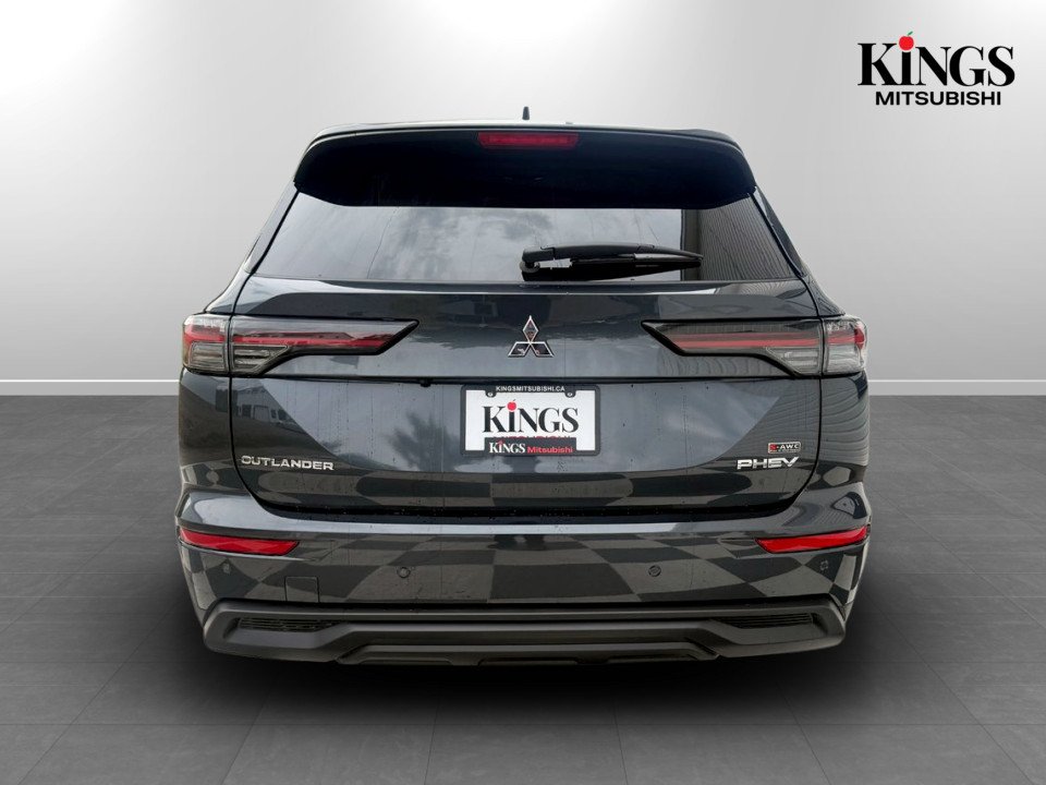 2026 Mitsubishi Outlander Plug-in Hybrid ES S-AWC in Kentville, Nova Scotia - 5 - w1024h768px
