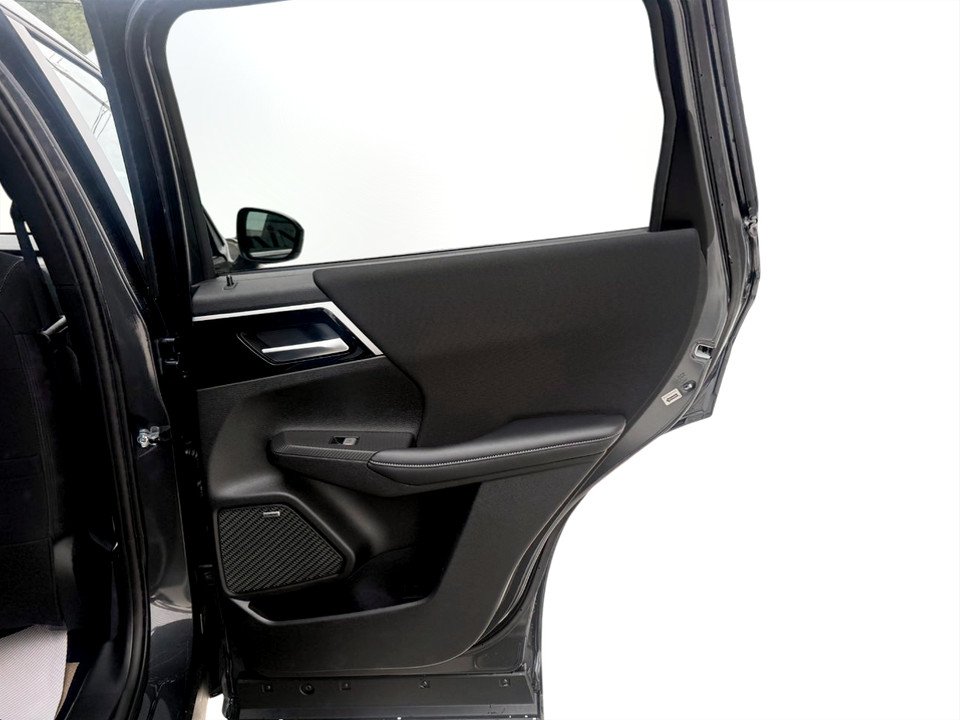 2026 Mitsubishi Outlander Plug-in Hybrid ES S-AWC in Kentville, Nova Scotia - 16 - w1024h768px