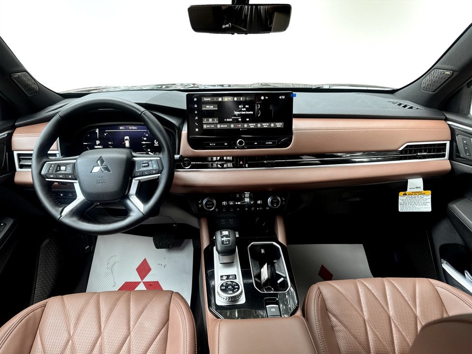 2026 Mitsubishi Outlander Plug-in Hybrid GT PREMIUM S-AWC in Kentville, Nova Scotia - 10 - w1024h768px
