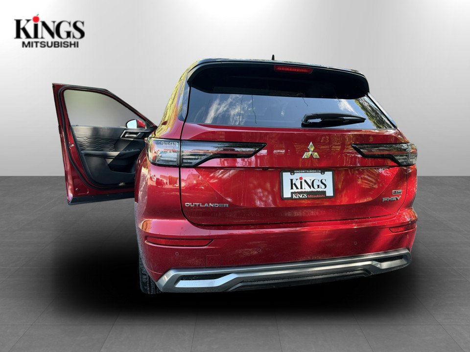 2026 Mitsubishi Outlander Plug-in Hybrid GT S-AWC in Kentville, Nova Scotia - 14 - w1024h768px