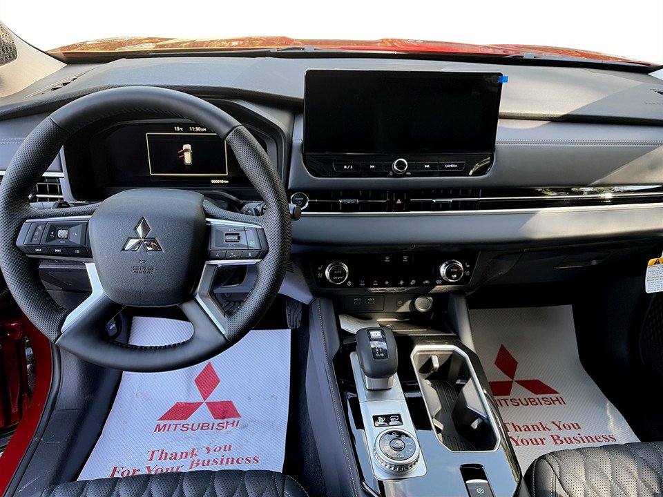 2026 Mitsubishi Outlander Plug-in Hybrid GT S-AWC in Kentville, Nova Scotia - 10 - w1024h768px