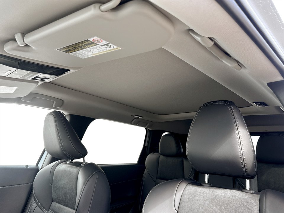 2026 Mitsubishi Outlander Plug-in Hybrid LE S-AWC in Kentville, Nova Scotia - 8 - w1024h768px