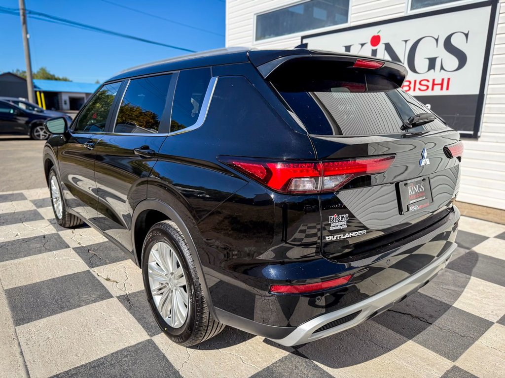 2024 Mitsubishi Outlander SE | AWD, Driver-assist, Spacious Interior in Kentville, Nova Scotia - 6 - w1024h768px