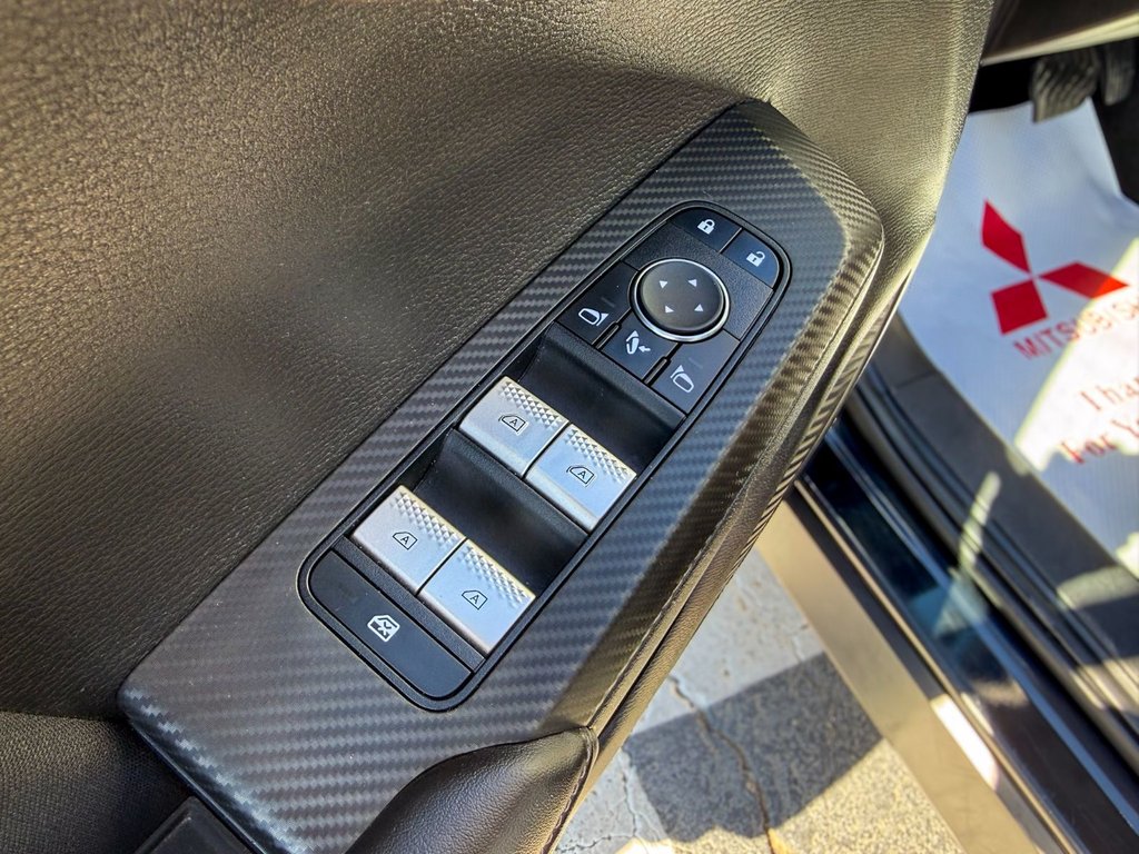 2024 Mitsubishi Outlander SE | AWD, Driver-assist, Spacious Interior in Kentville, Nova Scotia - 8 - w1024h768px