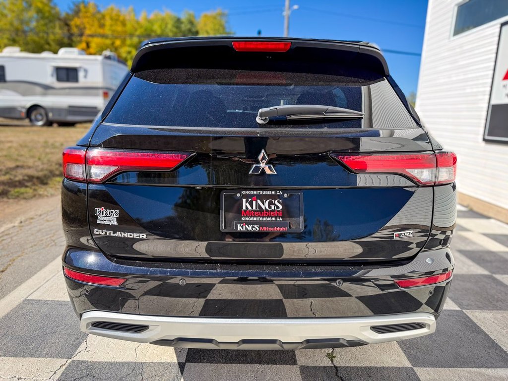 2024 Mitsubishi Outlander SE | AWD, Driver-assist, Spacious Interior in Kentville, Nova Scotia - 5 - w1024h768px