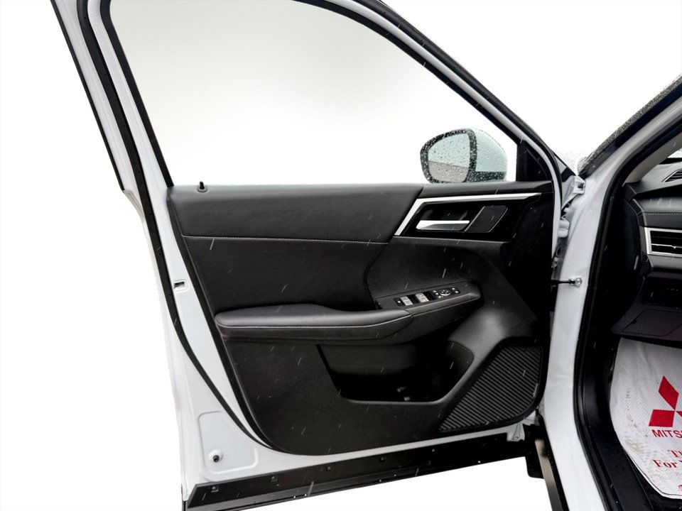 2024 Mitsubishi Outlander LE, keyless entry, Cruise control, Bluetooth in Kentville, Nova Scotia - 7 - w1024h768px