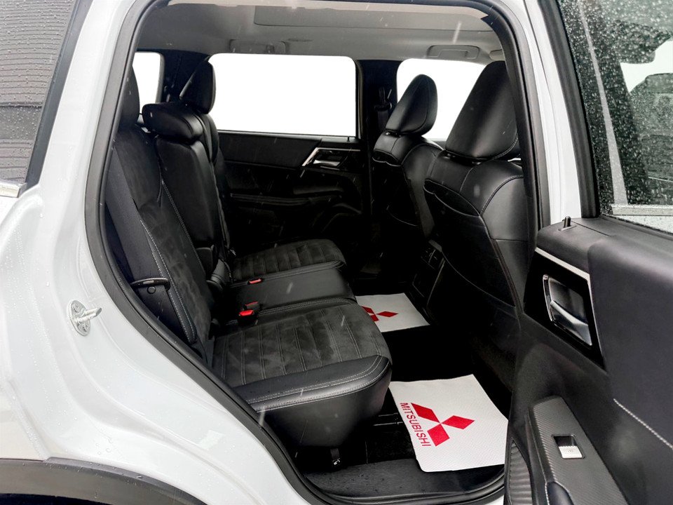 2024 Mitsubishi Outlander LE, keyless entry, Cruise control, Bluetooth in Kentville, Nova Scotia - 19 - w1024h768px