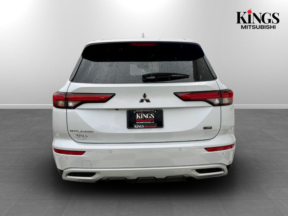 2024 Mitsubishi Outlander LE, keyless entry, Cruise control, Bluetooth in Kentville, Nova Scotia - 5 - w1024h768px