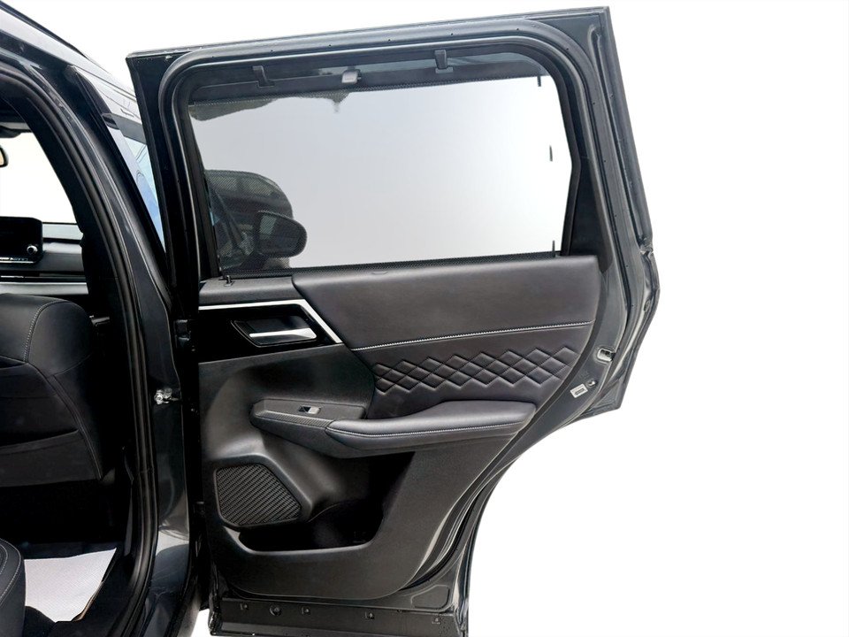 2024 Mitsubishi Outlander GT NOIR, keyless entry, backup camera, Bluetooth in COLDBROOK, Nova Scotia - 17 - w1024h768px