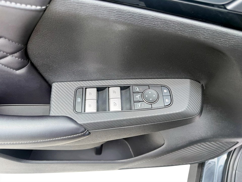 2024 Mitsubishi Outlander GT NOIR, keyless entry, backup camera, Bluetooth in COLDBROOK, Nova Scotia - 8 - w1024h768px