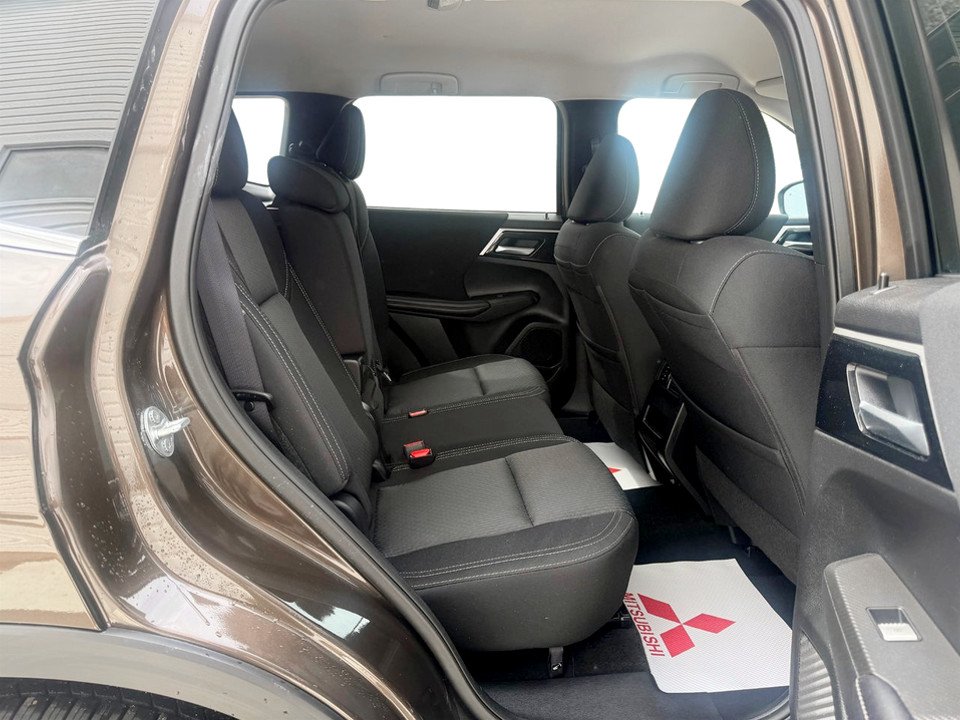 Mitsubishi Outlander ES, keyless entry, backup camera, Bluetooth 2024 à COLDBROOK, Nouvelle-Écosse - 18 - w1024h768px