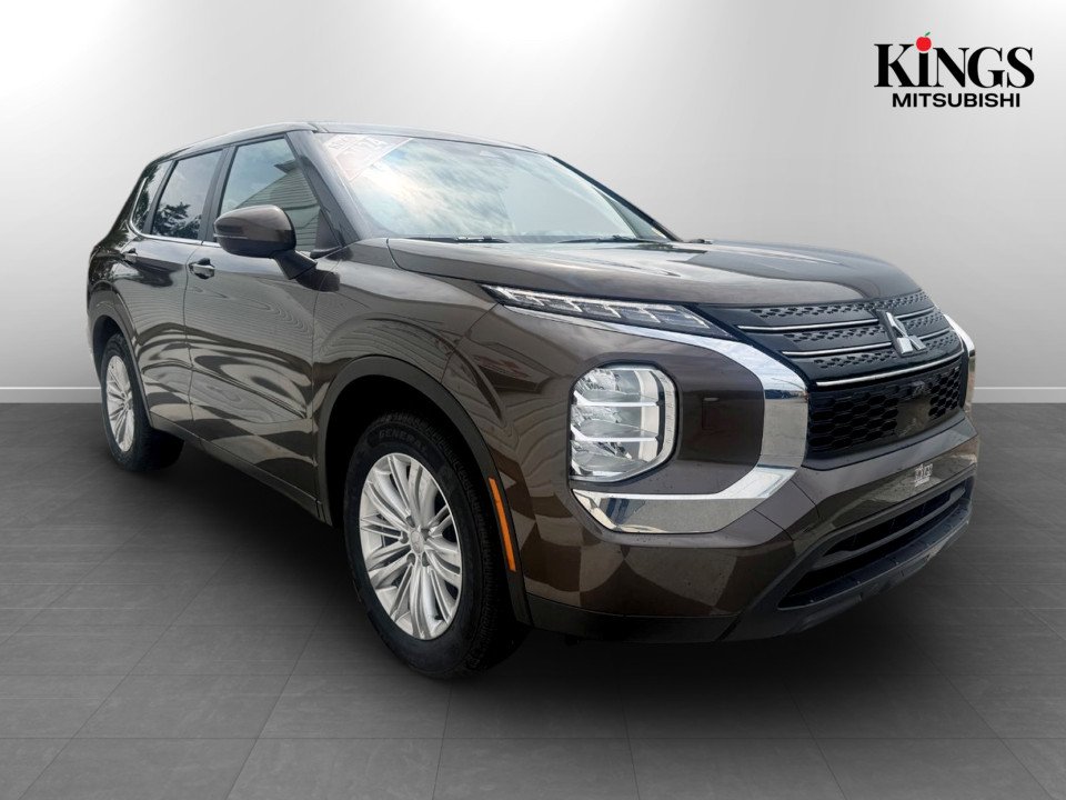 Mitsubishi Outlander ES, keyless entry, backup camera, Bluetooth 2024 à COLDBROOK, Nouvelle-Écosse - 3 - w1024h768px