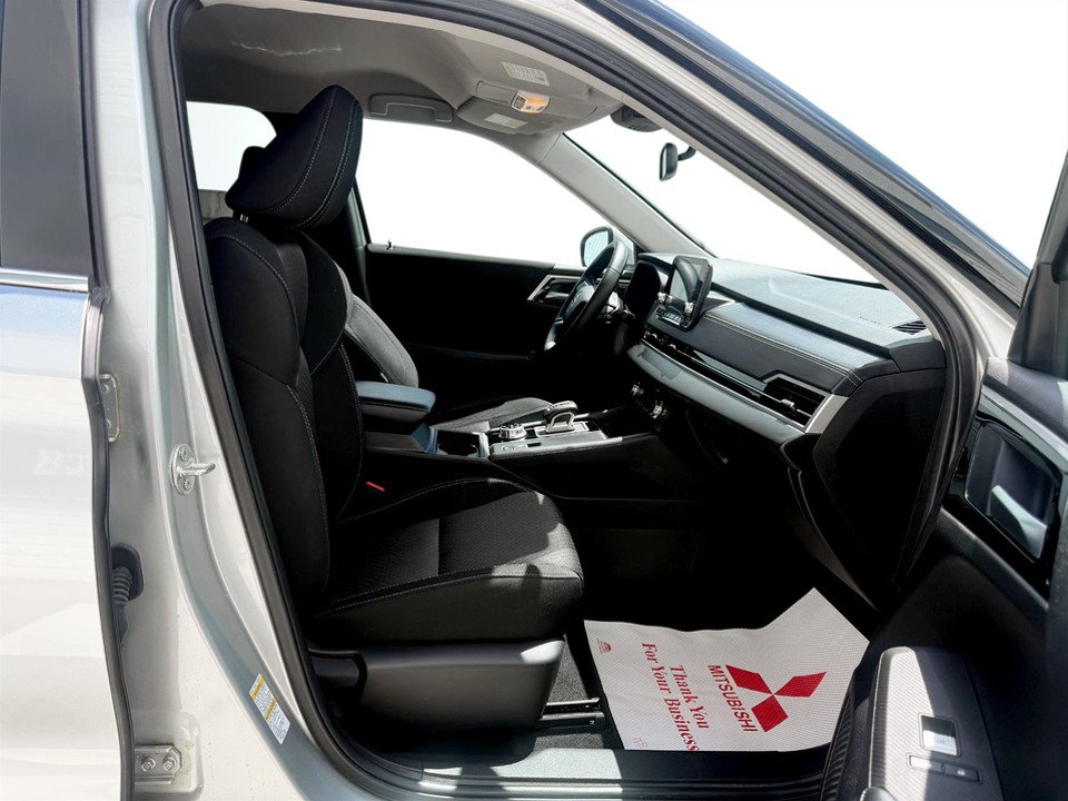 2024 Mitsubishi Outlander ES, keyless entry, backup camera, Bluetooth in COLDBROOK, Nova Scotia - 20 - w1024h768px
