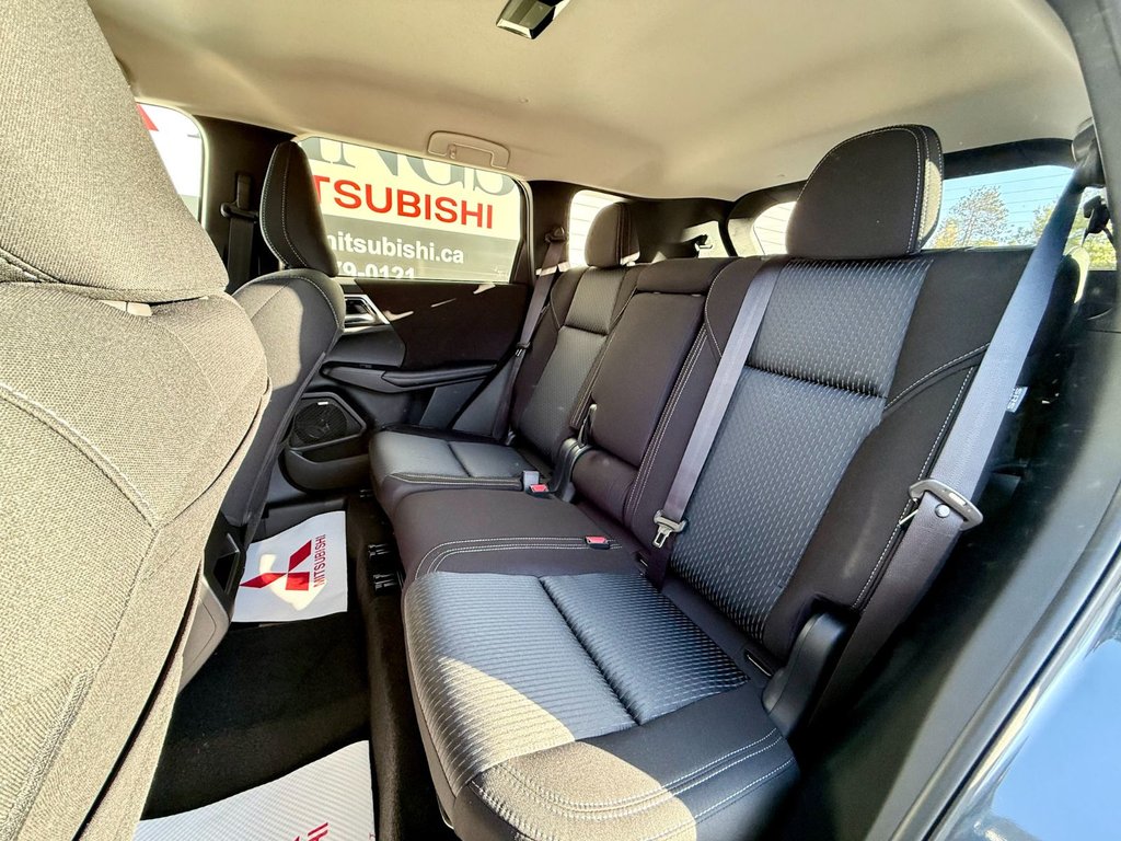 2025 Mitsubishi Outlander ES S-AWC in Kentville, Nova Scotia - 19 - w1024h768px